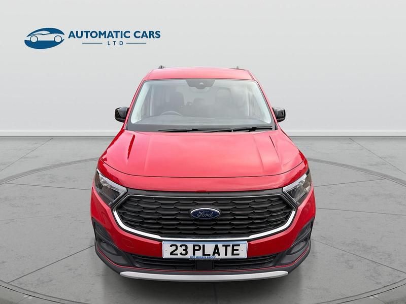 Used Ford Tourneo Connect Active 2023 Red MPV