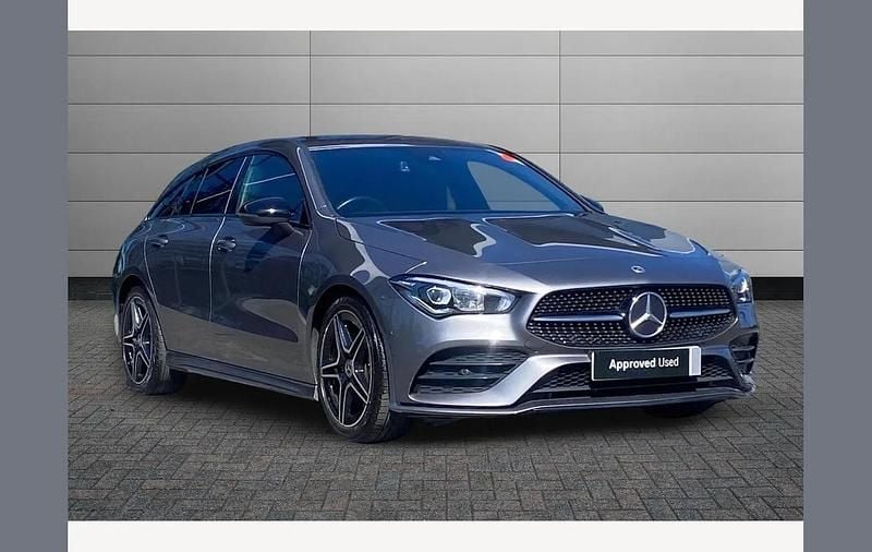 Used Mercedes CLA200 Executive 163 HP (119 kW) 2023 Grey Estate