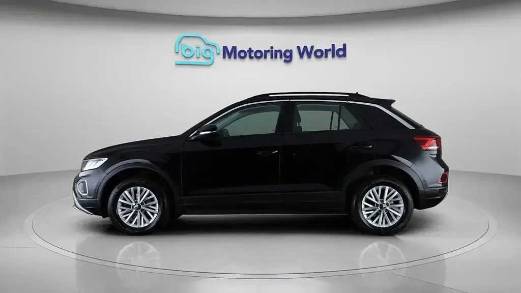 Begagnad VW T-Roc S 150 HK (110 kW) 2023 Svart SUV