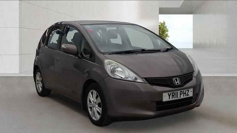 Used Honda Jazz ES 2011 Silver Hatchback