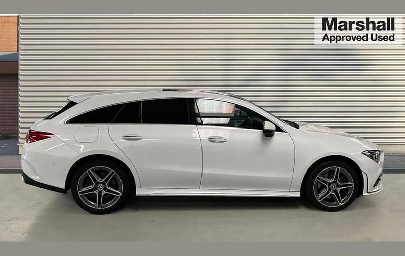 Used Mercedes CLA250e AMG Line Premium Plus 214 HP (157 kW) 2022 White Sedan
