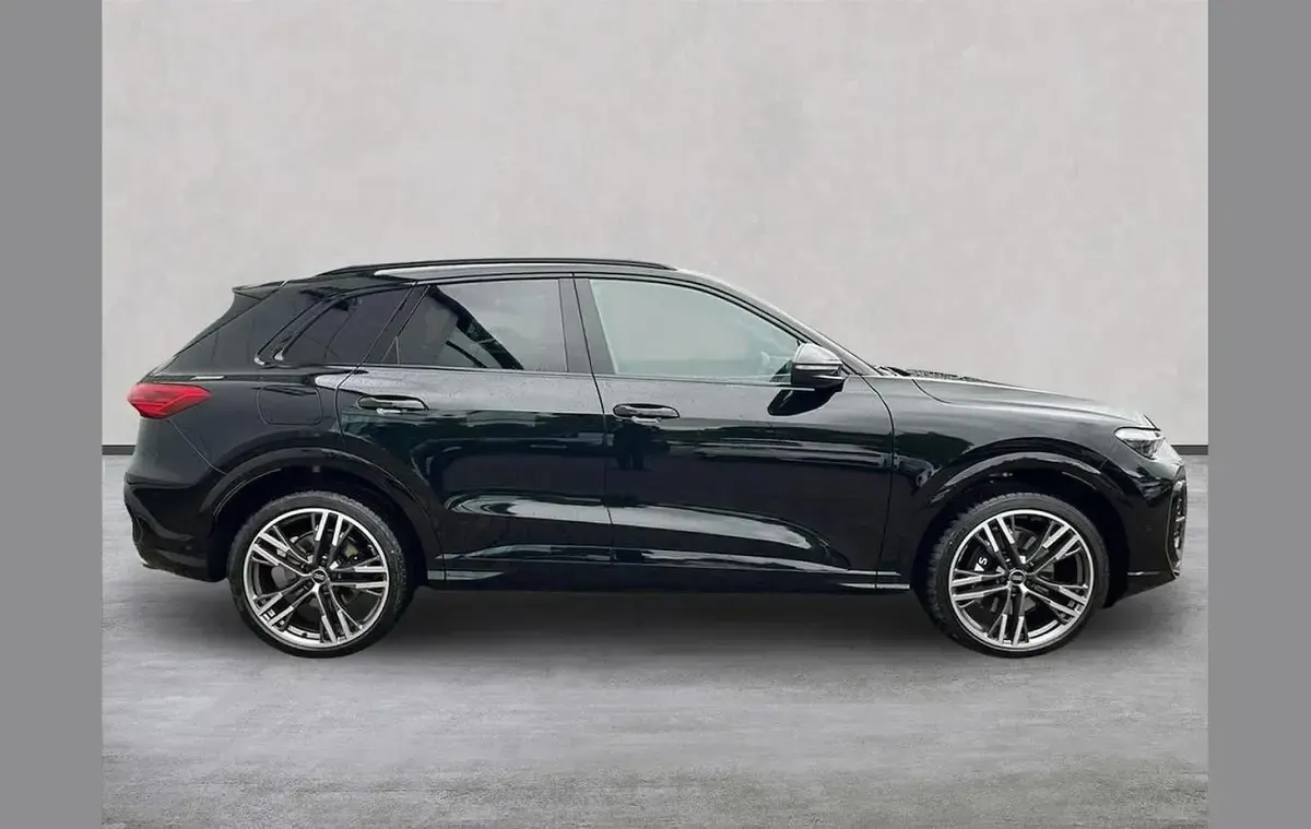 New Audi SQ5 Black Edition 362 HP (266 kW) 2026 Other SUV