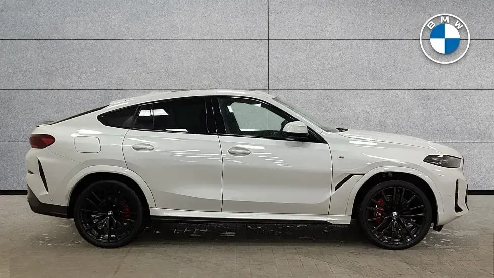 Used BMW X6 M Sport 294 HP (216 kW) 2025 White SUV