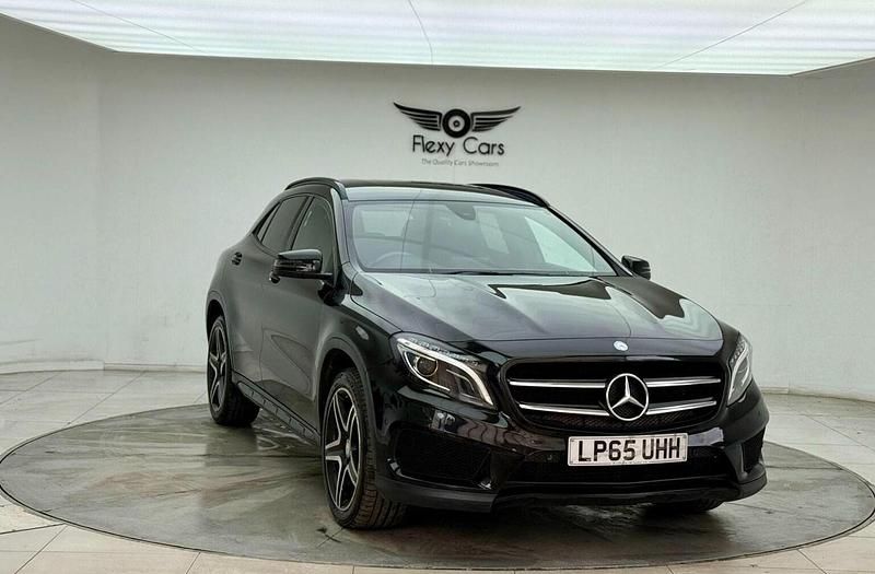 Black Used 2016 Mercedes GLA200 AMG line SUV | £9,999 (Good price) - Image 1/4