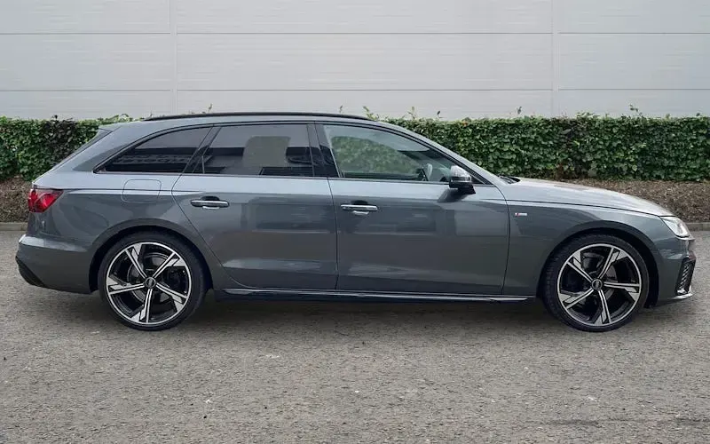 Used Audi A4 Black Edition 150 HP (110 kW) 2025 Sedan