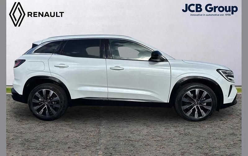 Begagnad Renault Austral Techno 200 HK (147 kW) 2024 Vit SUV