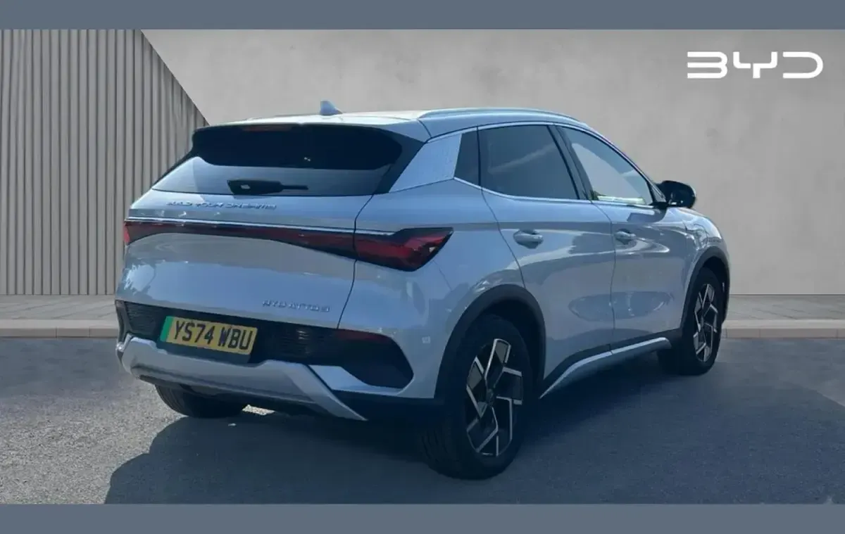 Used BYD Atto 3 Design 150 kW (204 HP) 2024 White SUV