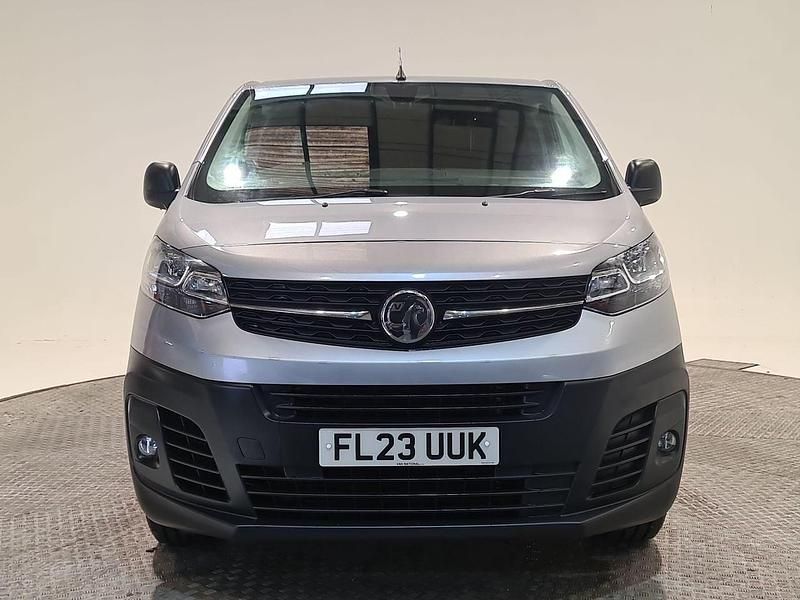 Used Vauxhall Vivaro 100 HP (73 kW) 2023 Grey MPV