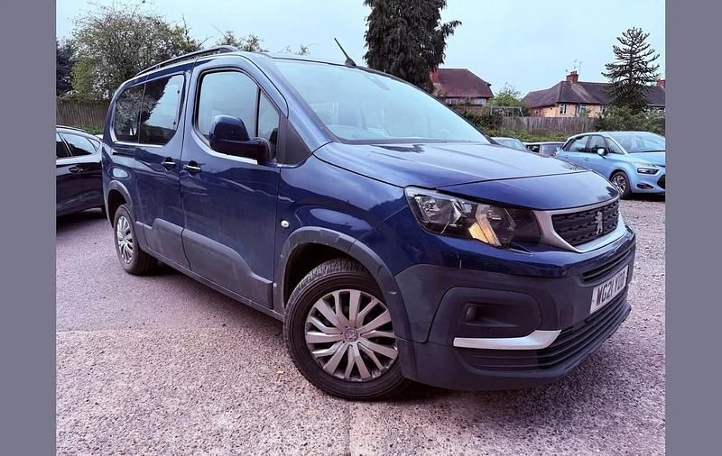 Used Peugeot Rifter Active 101 HP (74 kW) 2021 Blue MPV