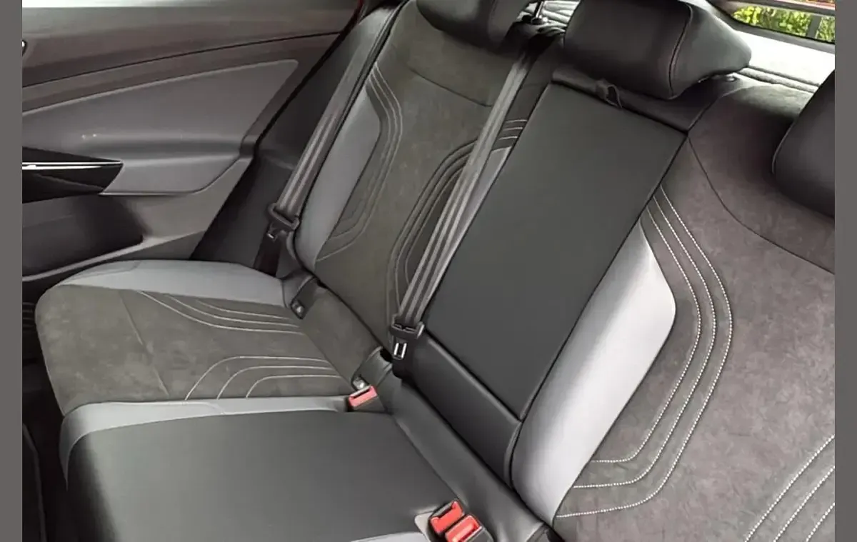 Usado VW ID.5 Pro 210 kW (286 HP) 2025 Vermelho SUV