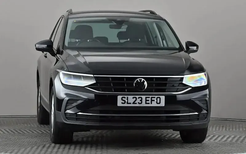 Used VW Tiguan Life 150 HP (110 kW) 2023 Black SUV