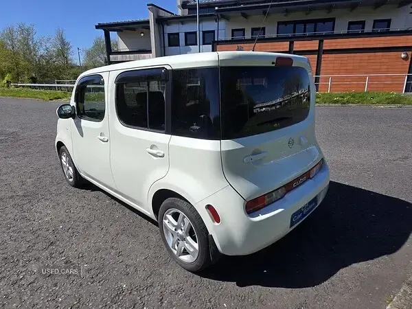 Used Nissan Cube 110 HP (80 kW) 2010 White Estate