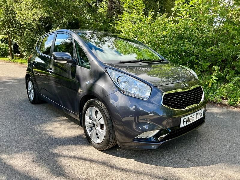 Silver Used 2016 Kia Venga 3 Hatchback | £6,995 (Fair price) - Image 1/4