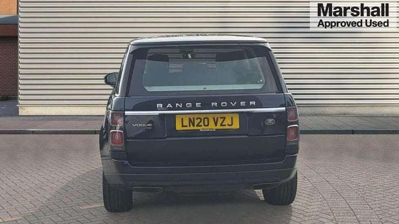 Used Land Rover Range Rover Vogue 404 HP (297 kW) 2020 Metallic  portofino blue SUV