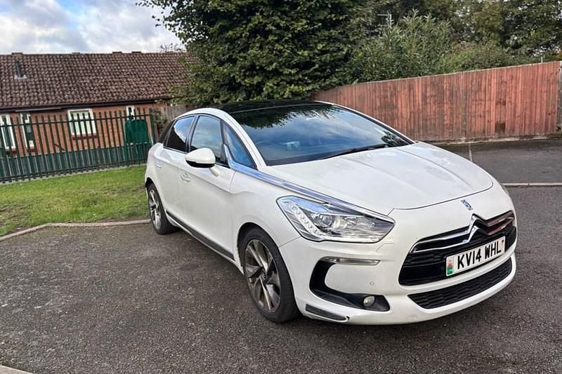 White Used 2014 Citroën DS5 Hatchback | £5,299 (Fair price) - Image 1/1