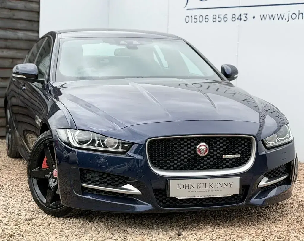 Used Jaguar XE R-Sport 180 HP (132 kW) 2017 Blue Sedan