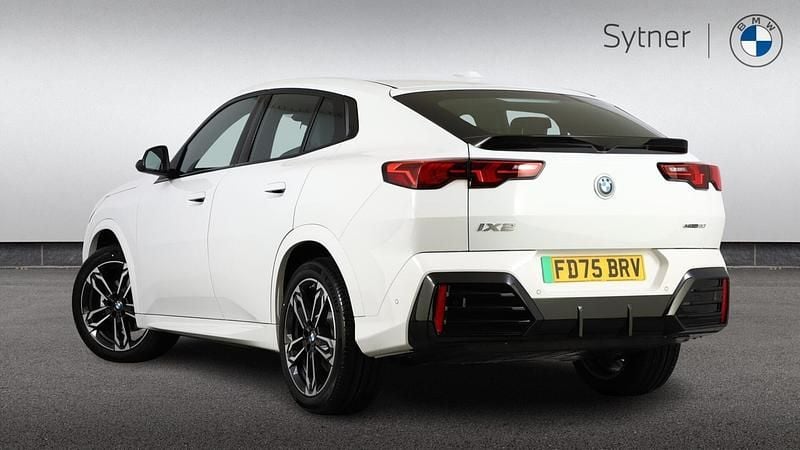 New BMW iX2 M Sport 147 kW (201 HP) 2025 White SUV