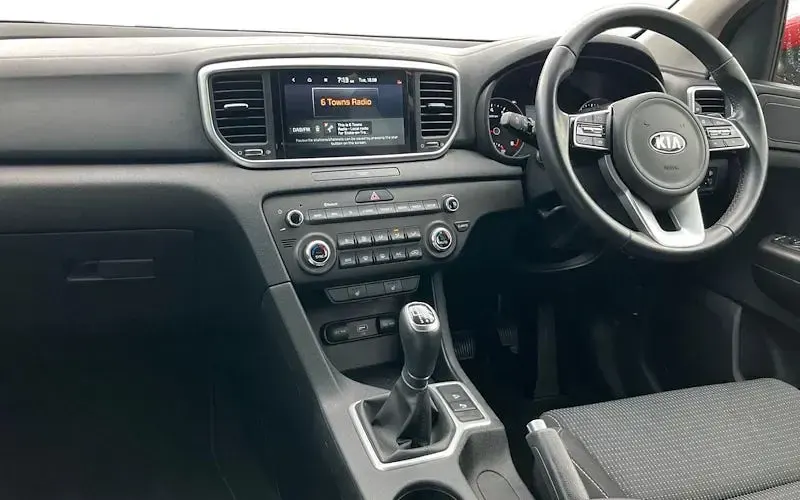 Used Kia Sportage 132 HP (97 kW) 2021 Red SUV