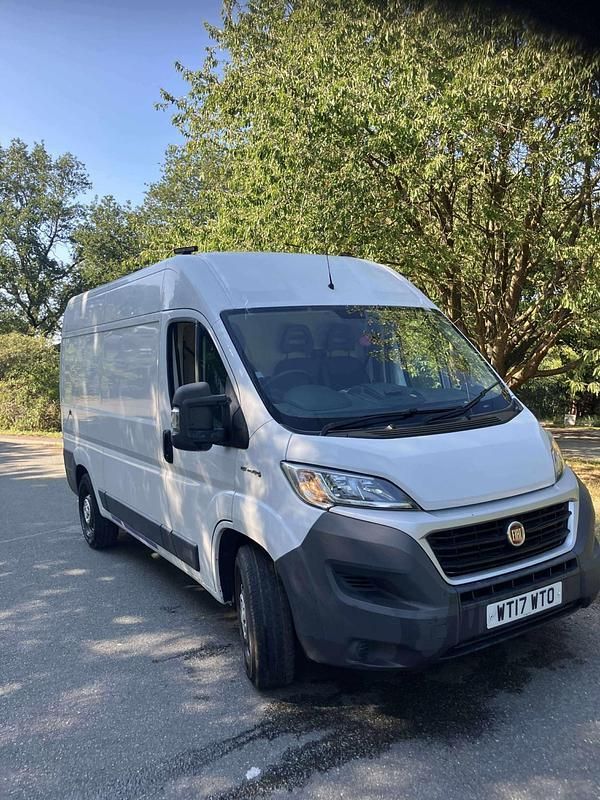 White Used 2017 Fiat Ducato Van | £6,495 (Fair price) - Image 1/4