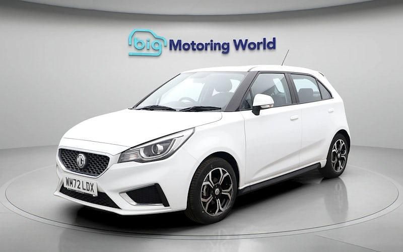 Used MG MG3 Exclusive 106 HP (77 kW) 2023 White Hatchback