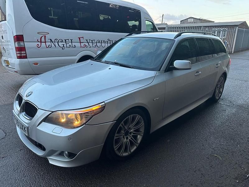 Begagnad BMW 520 M Sport 177 HK (130 kW) 2009 Silver Kombi