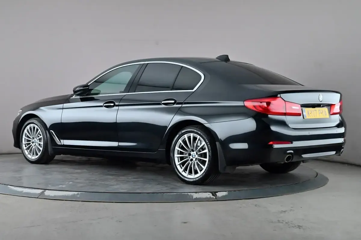 Used BMW 530 Sport Line 252 HP (185 kW) 2017 Black Sedan