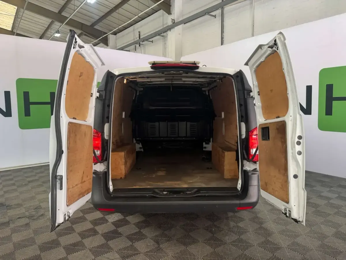 Usado Mercedes Vito Progressive 2022 Branco Van