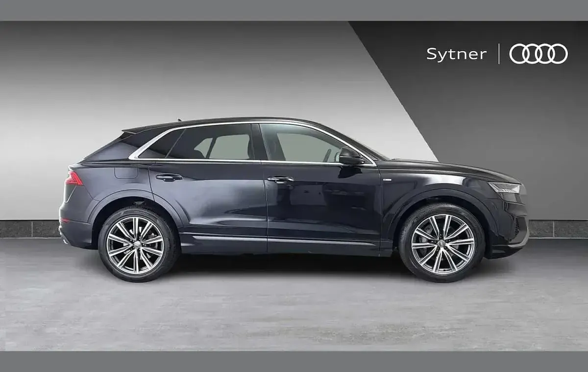 Used Audi Q8 S-Line 340 HP (250 kW) 2020 Black SUV