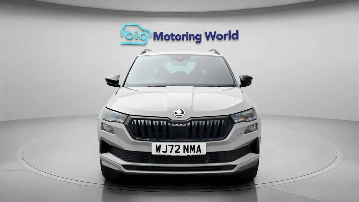 Used Skoda Karoq SportLine 190 HP (139 kW) 2022 Grey SUV