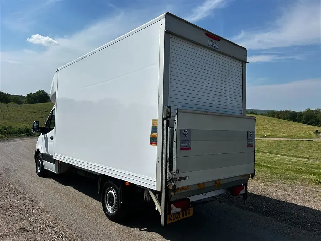 Begagnad Mercedes Sprinter Progressive 2021 Vit Van