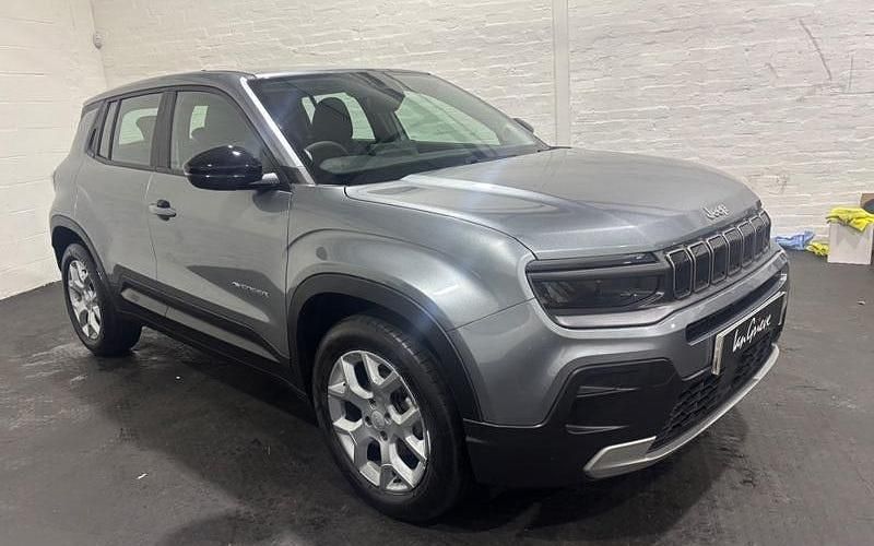 Used Jeep Avenger Altitude 101 HP (74 kW) 2025 Grey SUV