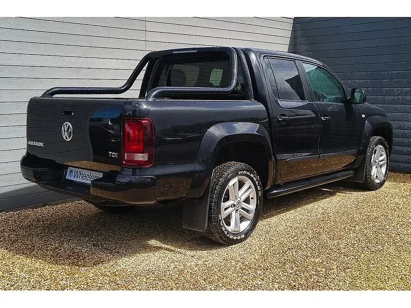 Second-hand VW Amarok Canyon 180 CP (132 kW) 2014 Negru Pickup