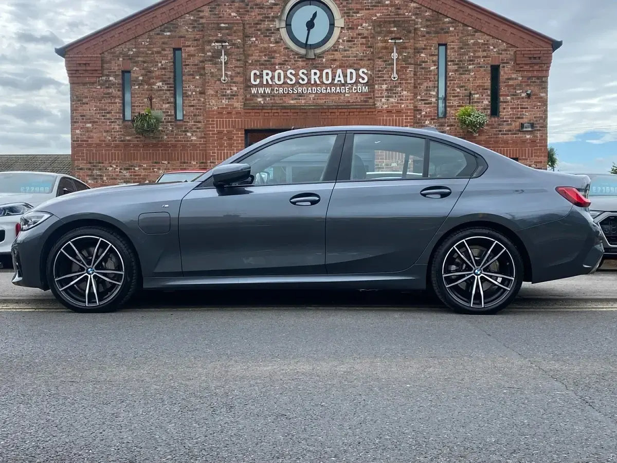 Used BMW 330e M Sport 2021 Mineral grey Sedan