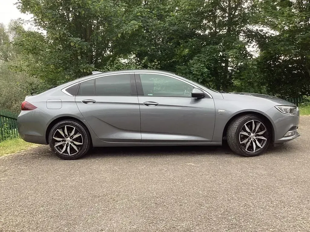Used Vauxhall Insignia SRi 2017 Grey Hatchback