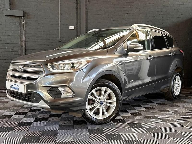 Used Ford Kuga Titanium 180 HP (132 kW) 2018 Grey SUV