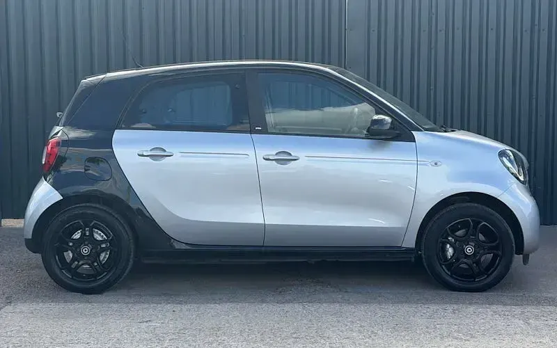 Used Smart ForFour Premium 71 HP (52 kW) 2019 Hatchback