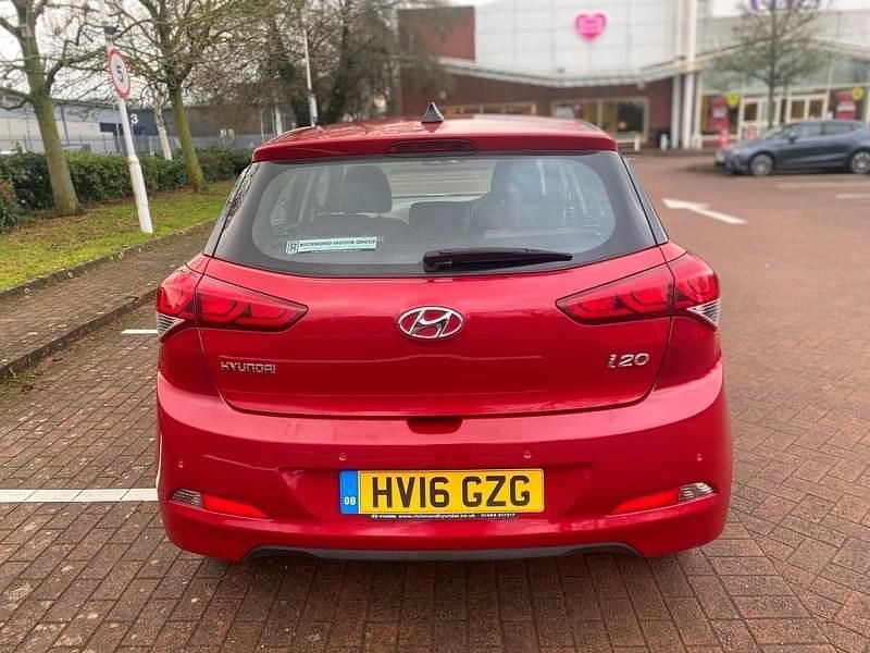 Used Hyundai i20 SE 2016 Red Hatchback