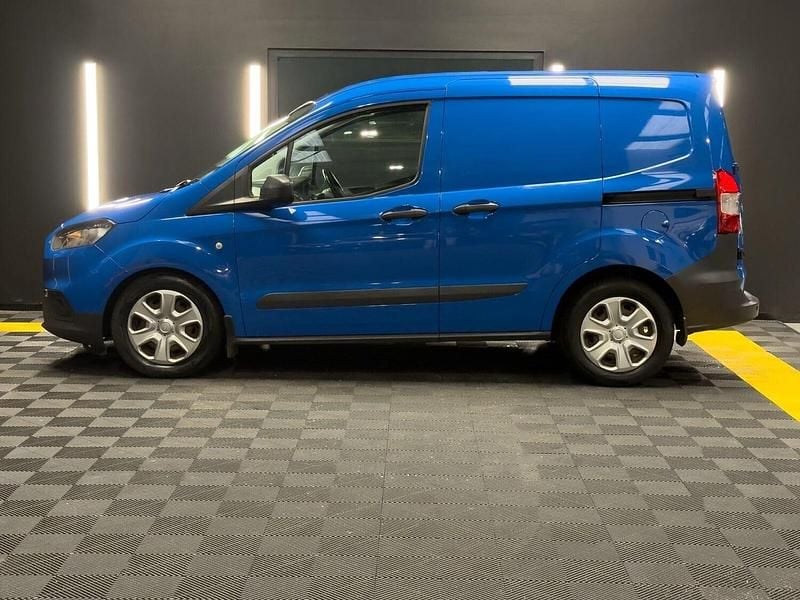 Used Ford Transit Trend 100 HP (73 kW) 2020 Blue Van