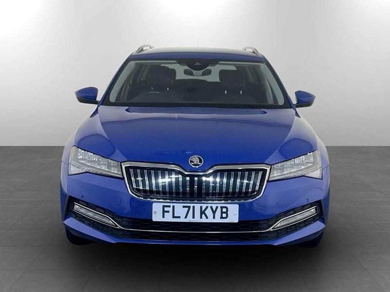 Used Skoda Superb SE Technology 218 HP (160 kW) 2021 Blue Estate