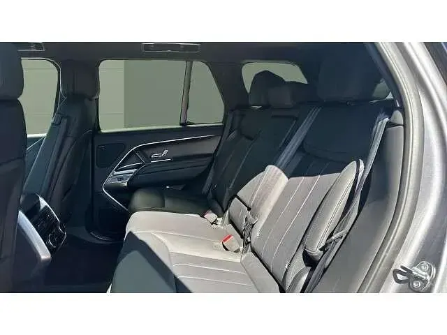 Używany Land Rover Range Rover SE 300 KM (220 kW) 2023 Other SUV
