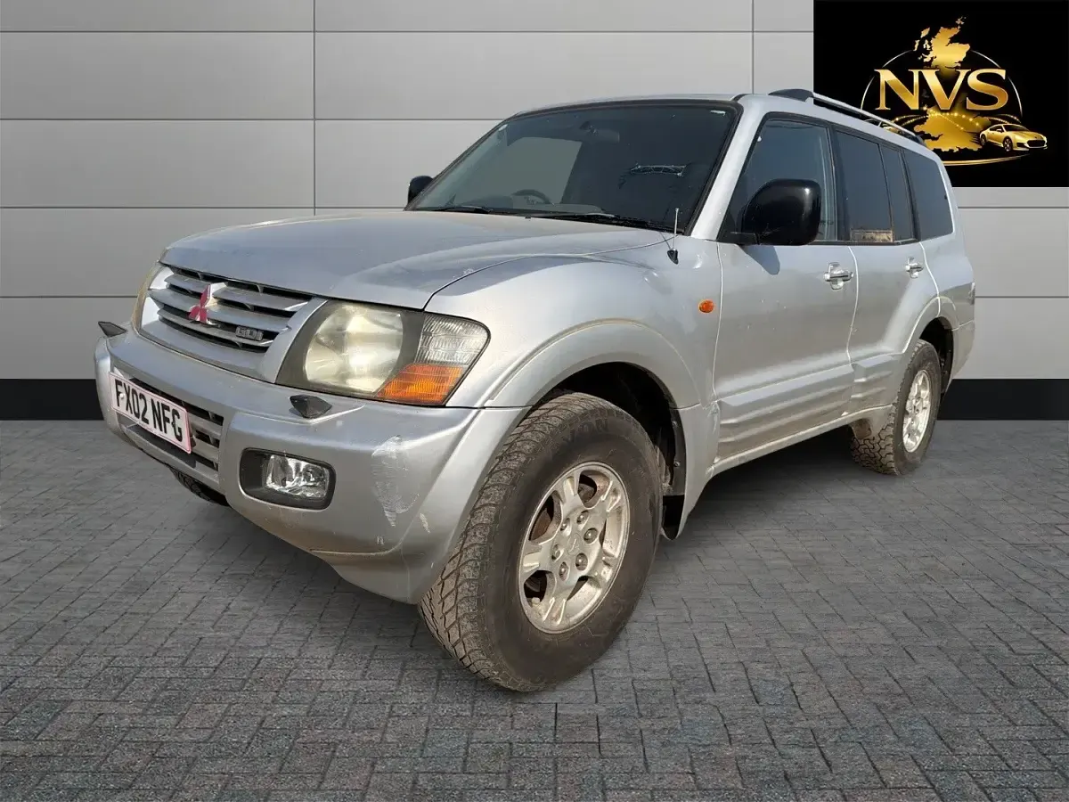 Used Mitsubishi Shogun Elegance 2002 Silver SUV