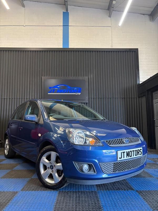 Blue Used 2008 Ford Fiesta Zetec Hatchback | £1,495 (Fair price) - Image 1/4