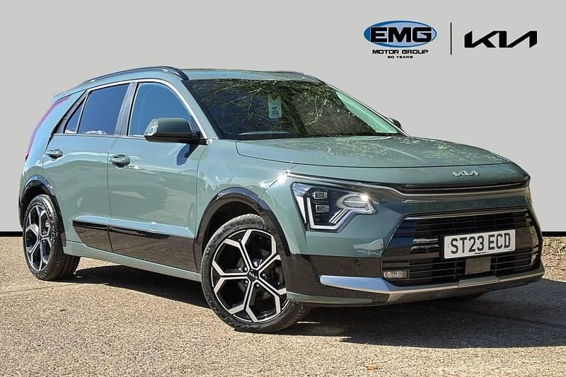Used Kia Niro 139 HP (102 kW) 2023 Green SUV