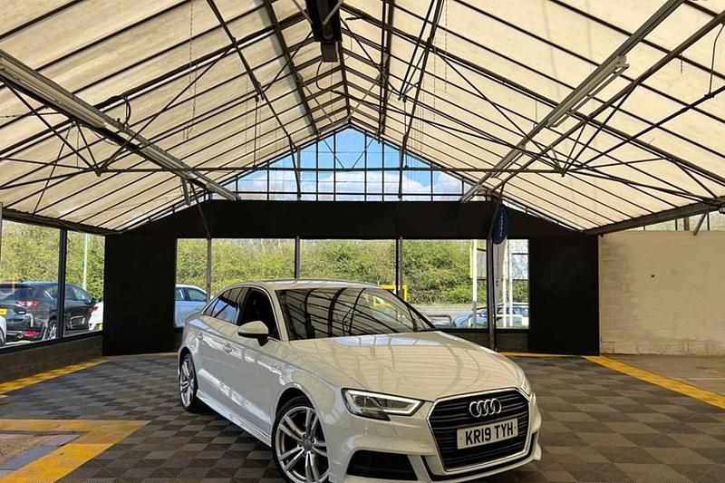 Used Audi A3 S-Line 116 HP (85 kW) 2019 White Sedan