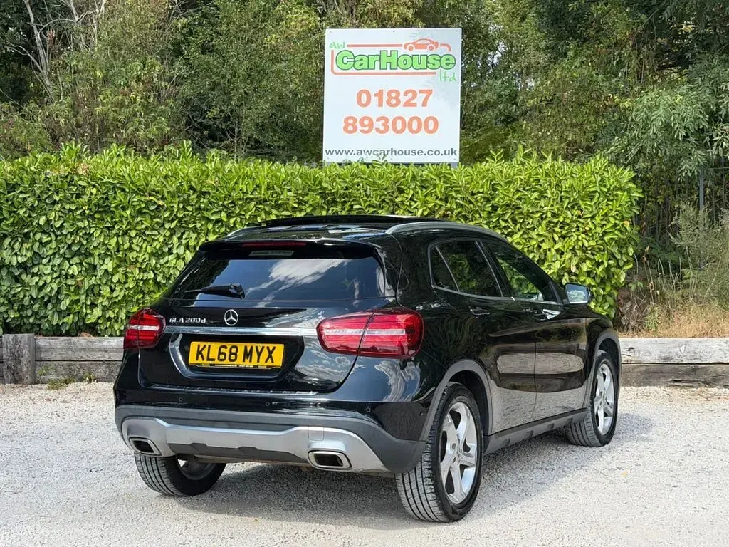 Used Mercedes GLA200 Premium Plus 2019 Black SUV
