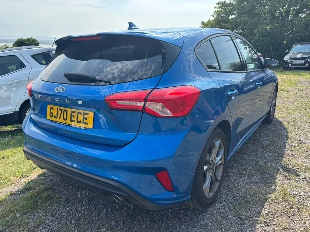 Used Ford Focus ST-Line 125 HP (91 kW) 2020 Blue Hatchback