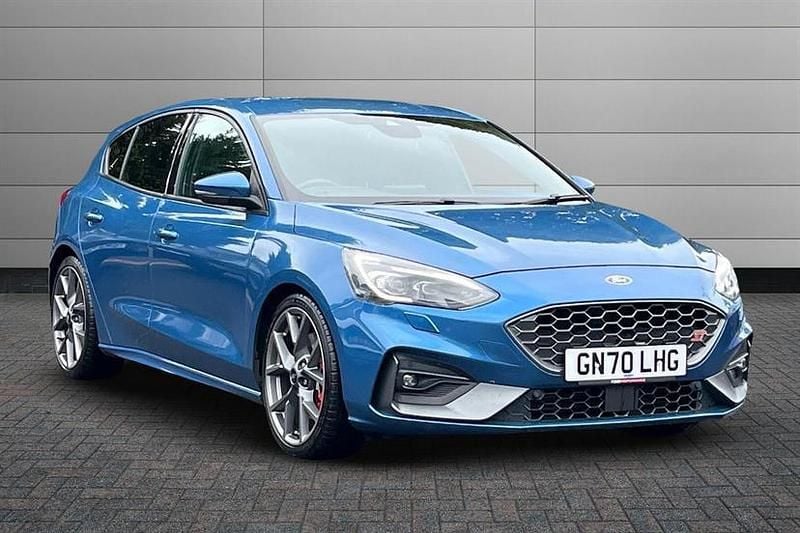 Performance blue Used 2020 Ford Focus ST Hatchback | £19,950 (Fair price) - Image 1/3