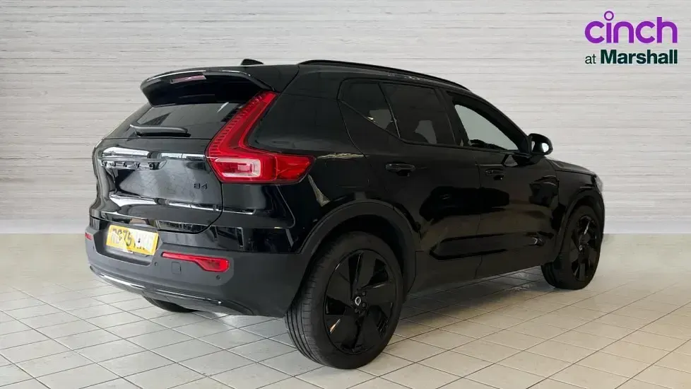 Used Volvo XC40 Plus 197 HP (144 kW) 2025 Black SUV