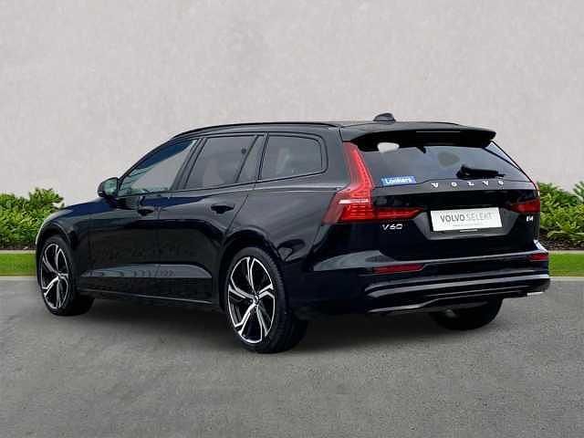 Used Volvo V60 Ultra 194 HP (142 kW) 2025 Estate