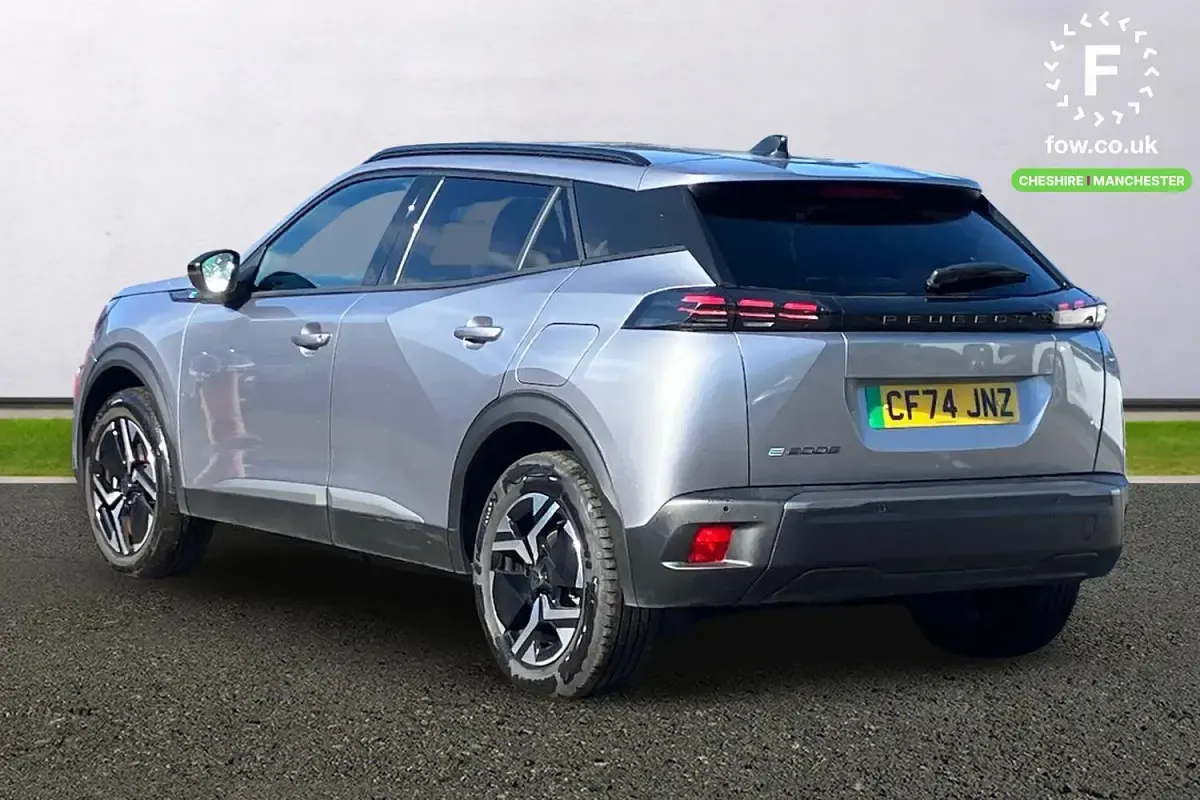 Used Peugeot 2008 Allure 100 kW (136 HP) 2024 Grey SUV